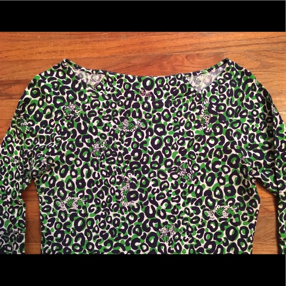 Lilly Pulitzer Thrill of the Chase Top- Size Med - Picture 2 of 8